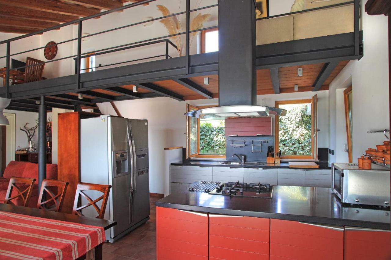 Spacious Villa In Parecag With A Swimming Pool Secovlje Exterior photo